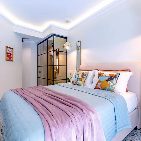 Imperium 1 - White Tower Apartment *